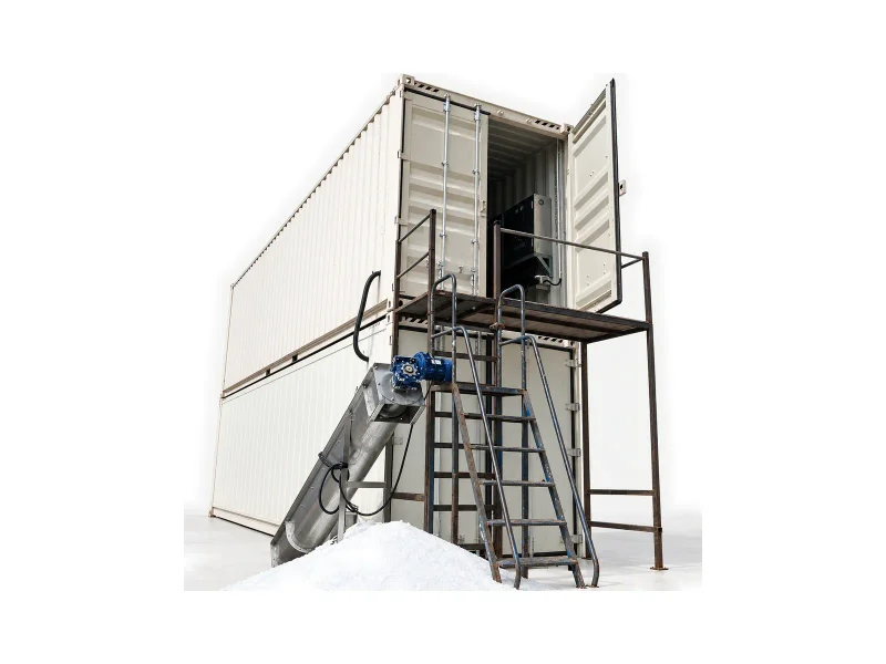 Containerized flake ice machine – model to be confirmed (ref 0957) on a light studio background